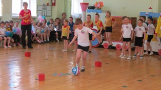 Соревнования детские сады мяч