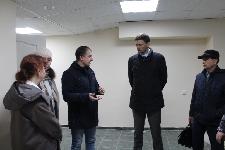 Глава города Сергей Коновалов посетил поликлинику на Калинина 2а