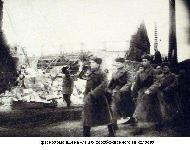 Красноармейцы на улицах освобожденного Николаева